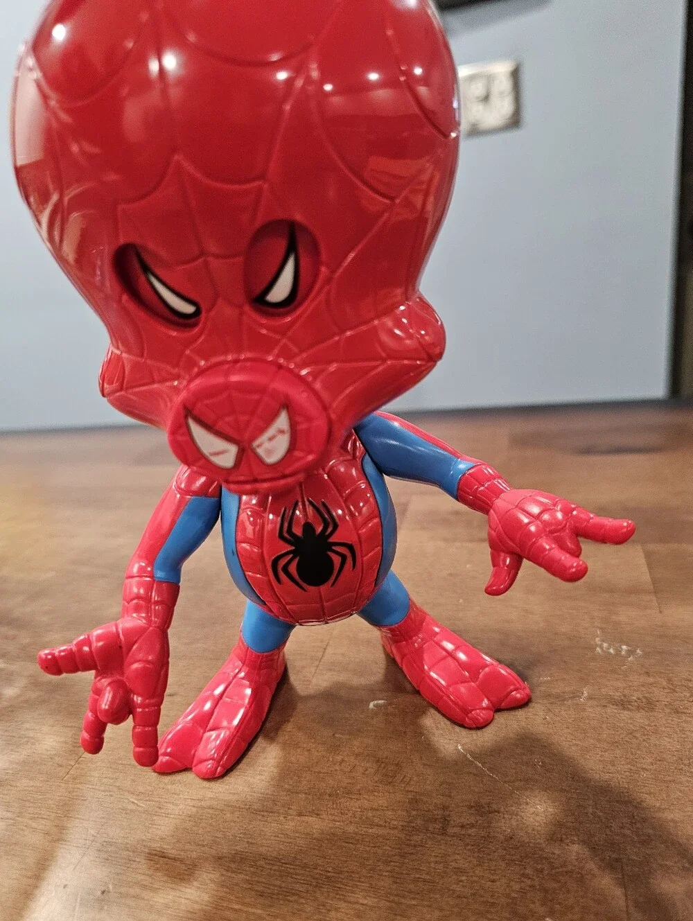 Marvel Spider-Man Into the Spider-Verse Spin Vision Spider-Ham 8.5
